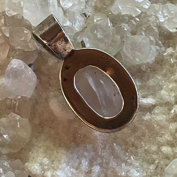 Rose Quartz Pendant in Sterling Silver Setting - Picture 3 of 7